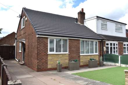 Dormer Bungalow - York Avenue, Little Lever, Image 25