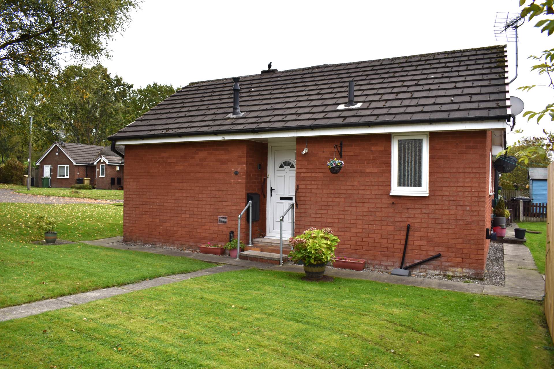 Westcott Close, Harwood, Image 11