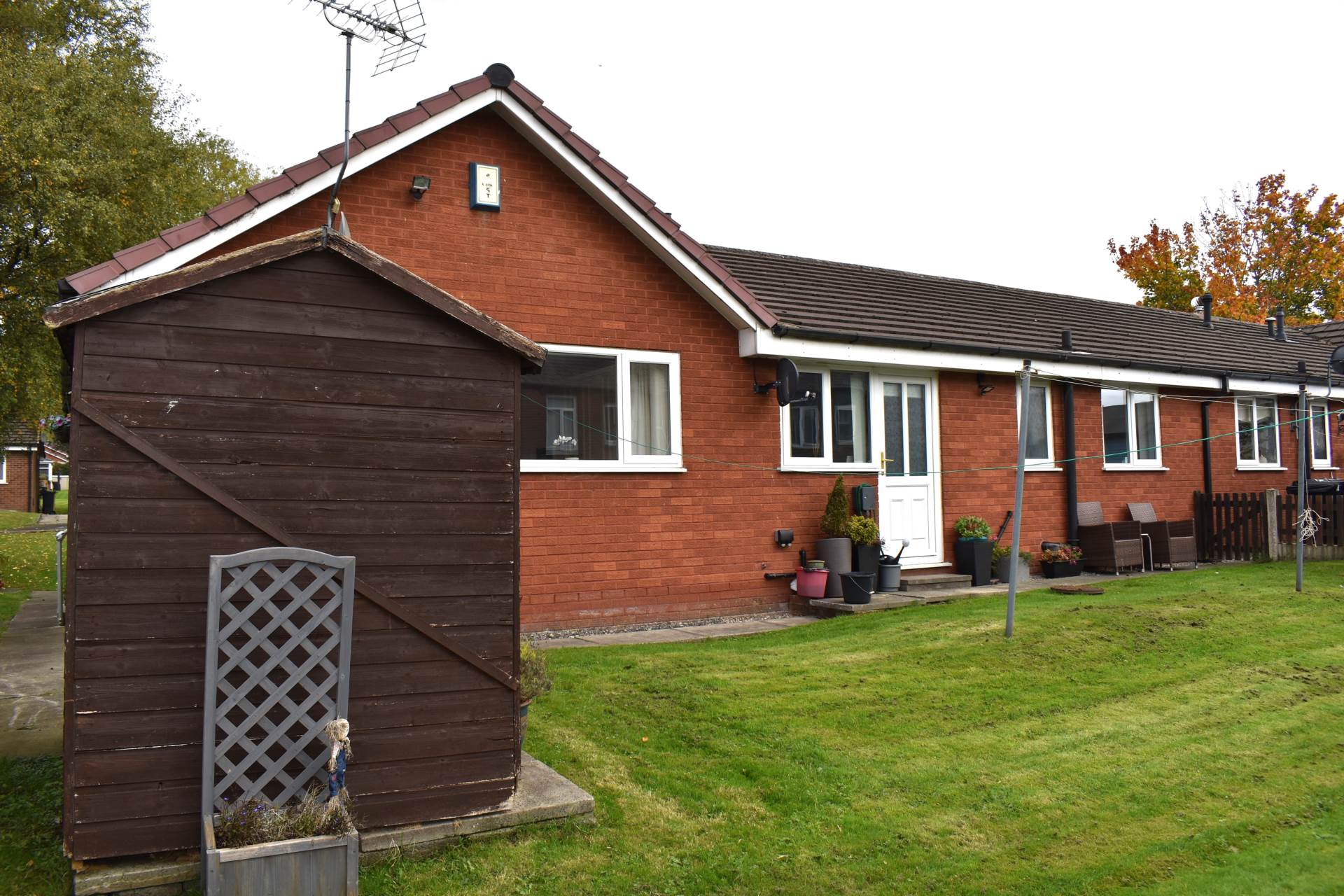 Westcott Close, Harwood, Image 9