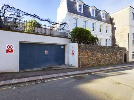 St Helier, Image 2