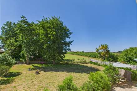Rue Freule, St Ouen, Image 18