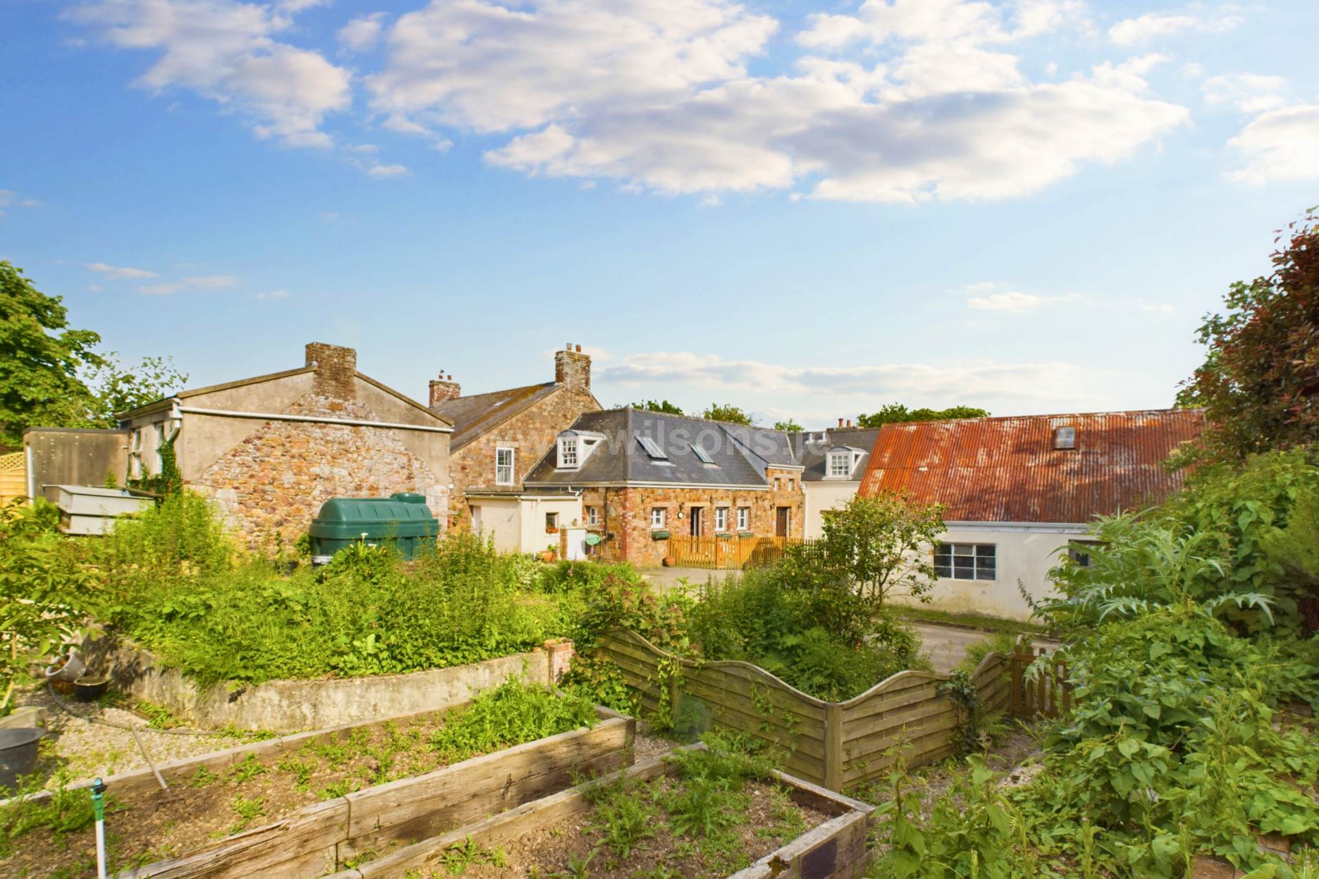 La Rue Des Fontaines, St Martin, Image 1