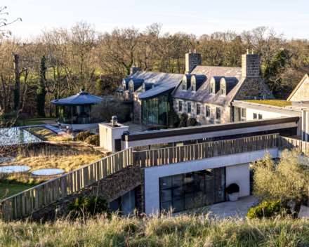 6 Bedroom Detached, St Saviour