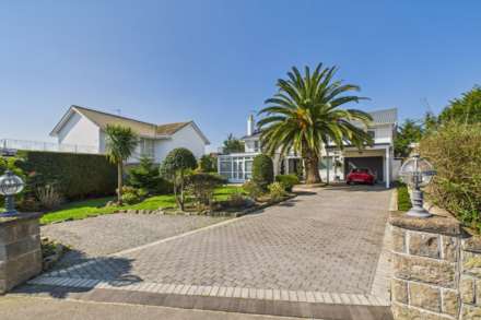 4 Bedroom Detached, St Lawrence