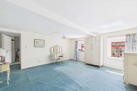 St Saviour, Image 7