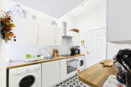 St Saviour's Road, Flat 2, 4 Elysian Terrace, Image 2
