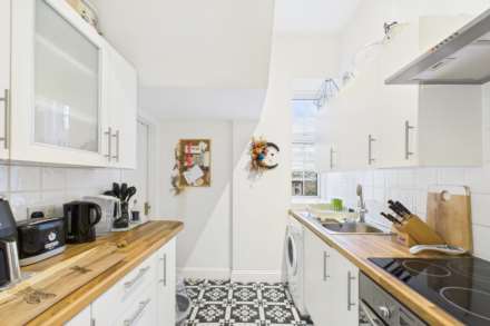 St Saviour's Road, Flat 2, 4 Elysian Terrace, Image 3