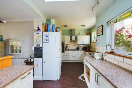 St Andrews Road, St Helier, Image 5