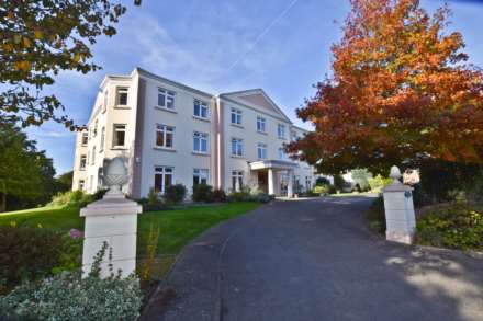 2 Bedroom Apartment, St Saviour