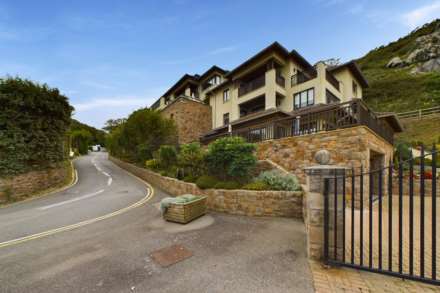 3 Bedroom Apartment, Bonne Nuit Bay