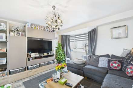 Hautmont Close, St Helier, Image 5