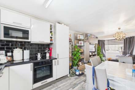 Hautmont Close, St Helier, Image 8