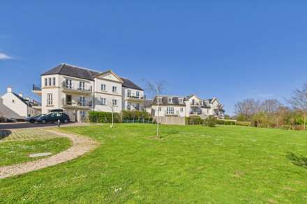2 Bedroom Apartment, Princes Tower Road, St Saviour
