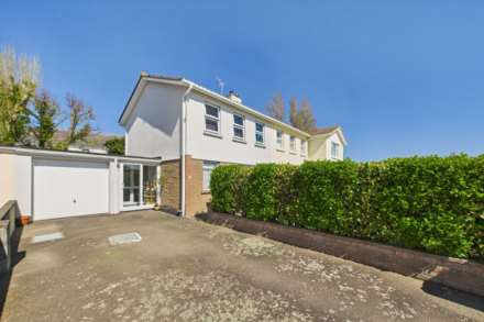 3 Bedroom Semi-Detached, La Rue Des Pres, St Saviour