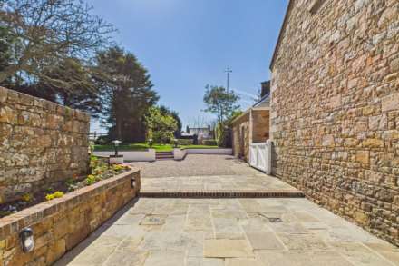 Oak Mews, La Route De Beaumont, St Peter, Image 13