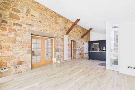 Oak Mews, La Route De Beaumont, St Peter, Image 5