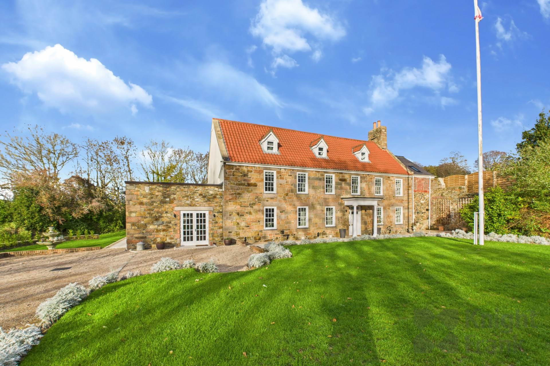 Rectory Lane, St Saviour, Image 26