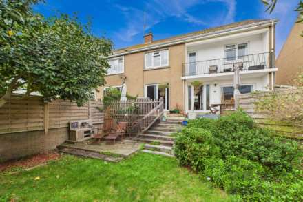 4 Bedroom Semi-Detached, La Grande Route Des Sablons, Grouville