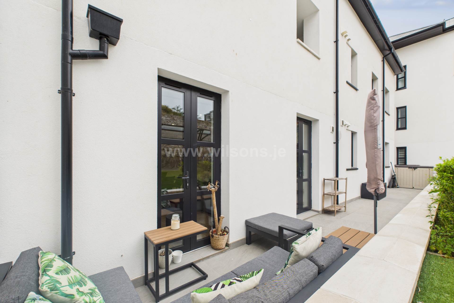 Apartment   Bella Rocca, Roussel Street Jersey C, Image 2