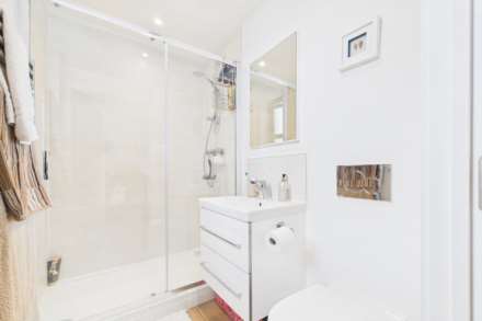 Apartment   Bella Rocca, Roussel Street Jersey C, Image 12