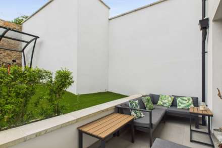 Apartment   Bella Rocca, Roussel Street Jersey C, Image 13