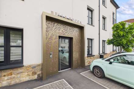 Apartment   Bella Rocca, Roussel Street Jersey C, Image 16