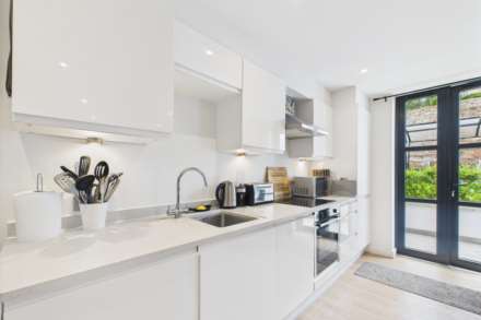 Apartment   Bella Rocca, Roussel Street Jersey C, Image 3