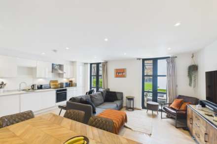 Apartment   Bella Rocca, Roussel Street Jersey C, Image 7