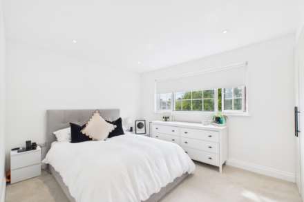 Balcon Terrace, St Saviour, Image 7