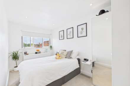 Balcon Terrace, St Saviour, Image 8
