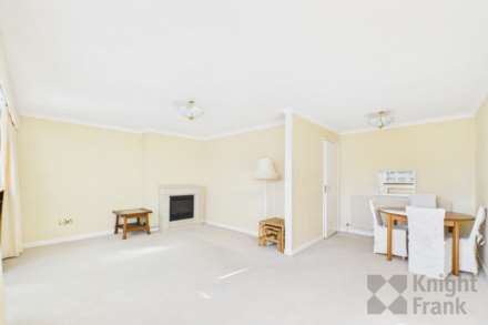 Palace Close, Bagatelle, Image 4