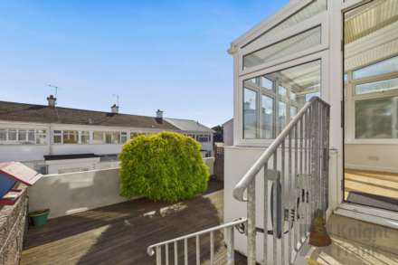 Palace Close, Bagatelle, Image 8