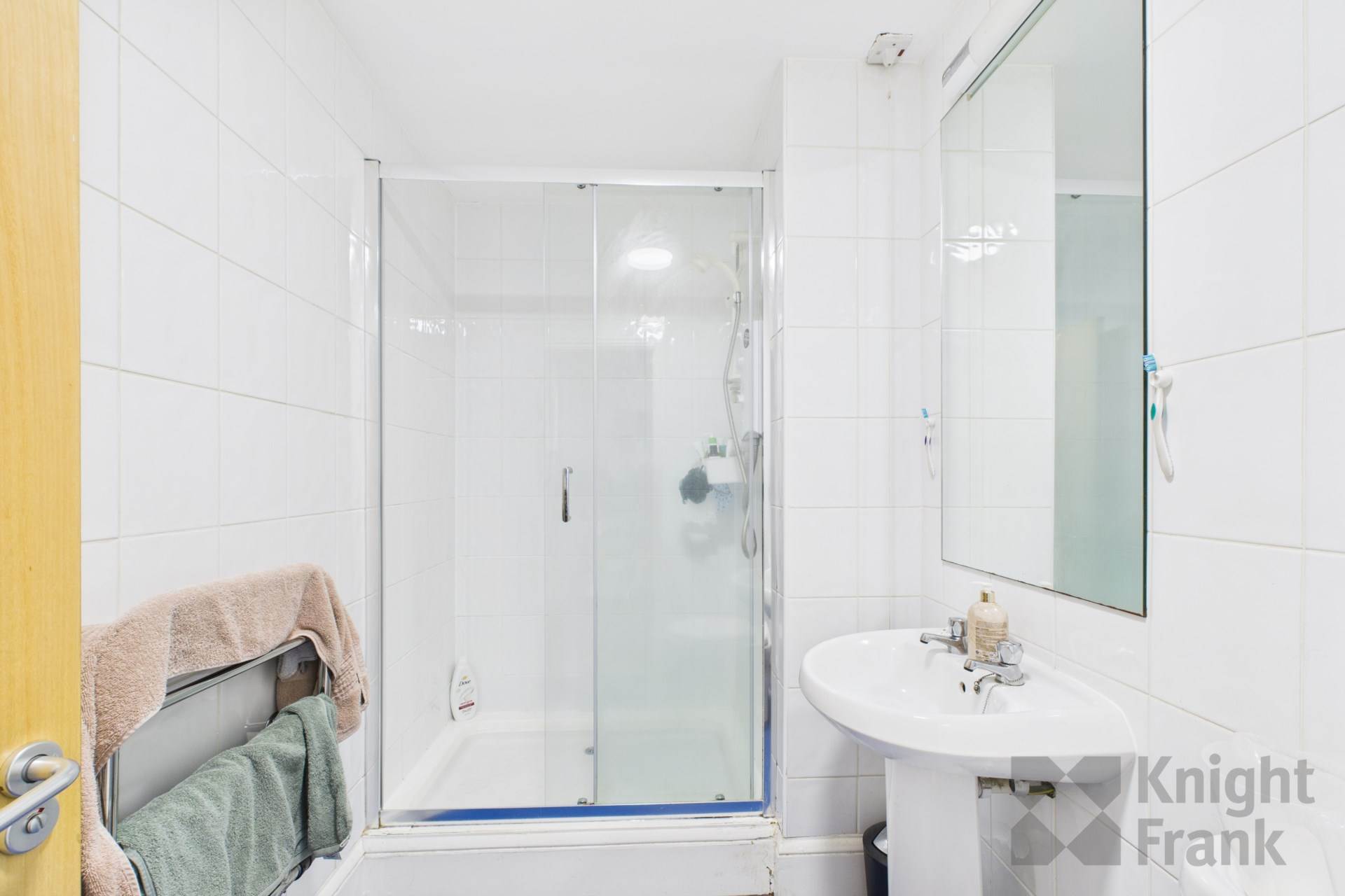 Flat 2, 14 & 16 Burrard Street, Image 6