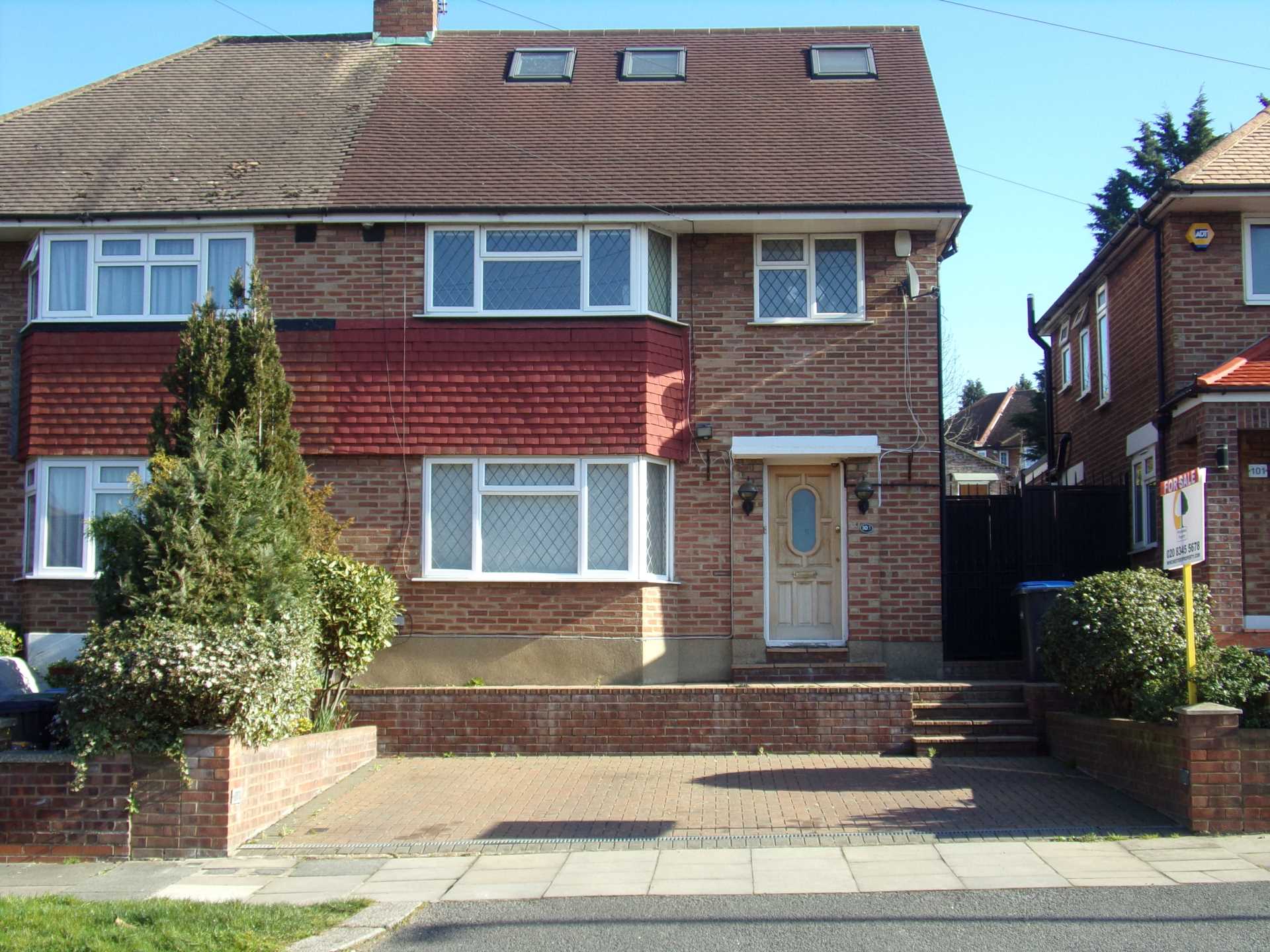 Morton Way, Southgate, Image 1