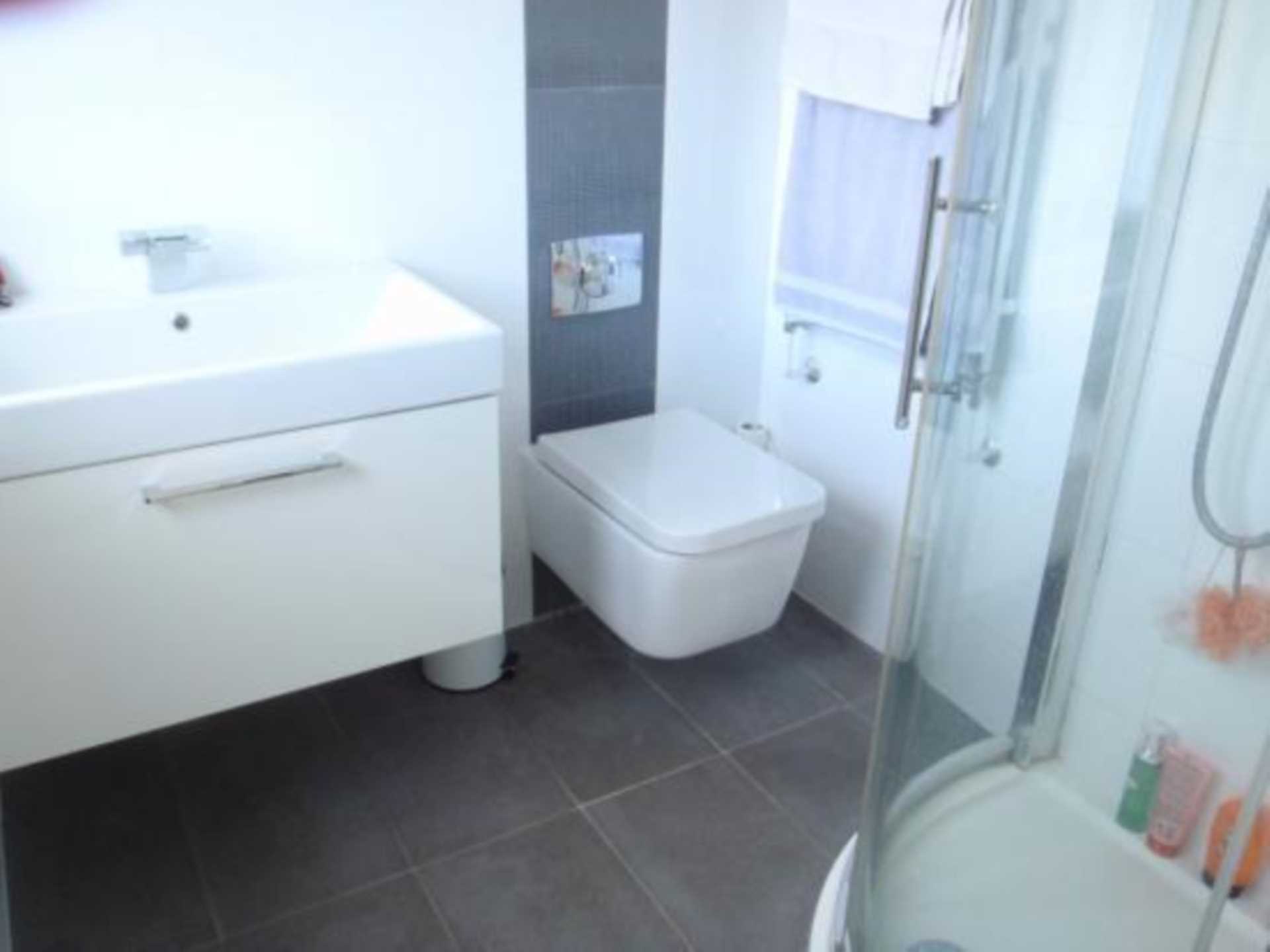 Morton Way, Southgate, Image 21