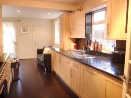 Morton Way, Southgate, Image 9
