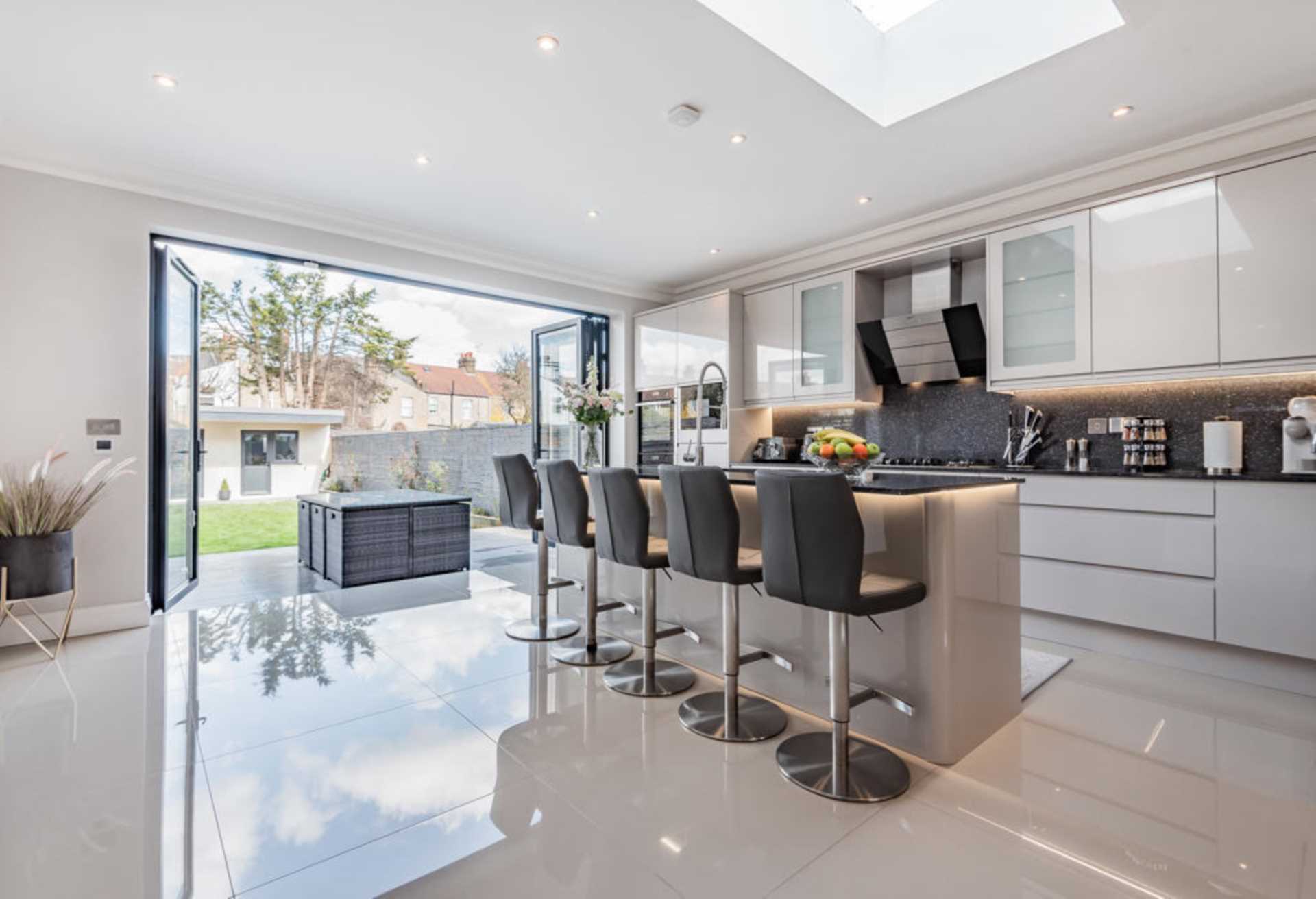 Hazelwood Road, Enfield, Image 4