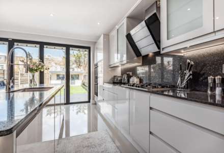 Hazelwood Road, Enfield, Image 10