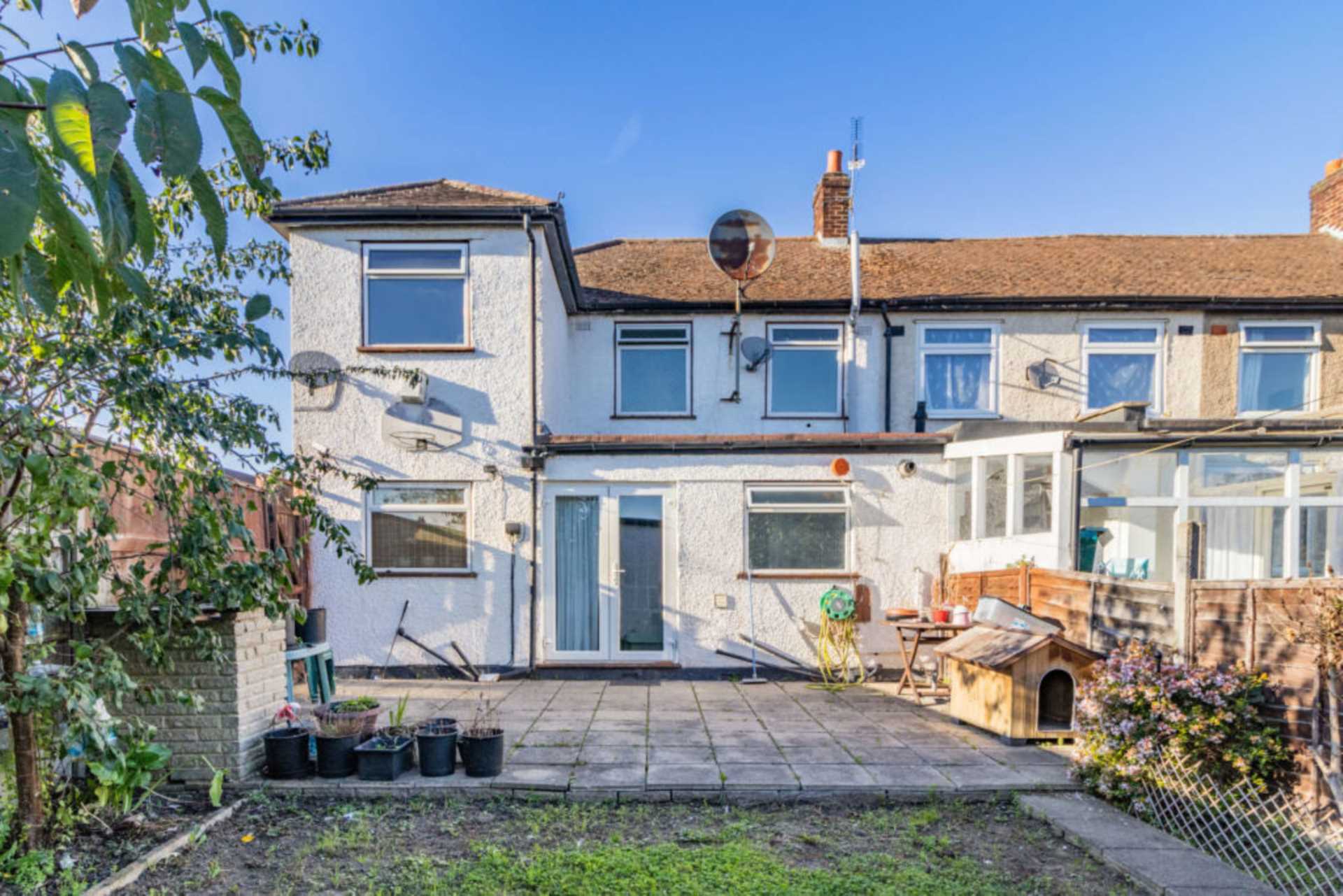 Shirley Grove, Edmonton, N9, Image 18