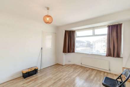 Shirley Grove, Edmonton, N9, Image 14