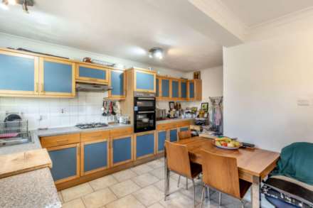 Shirley Grove, Edmonton, N9, Image 5