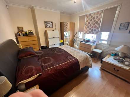 Church Street, Edmonton, N9, Image 10