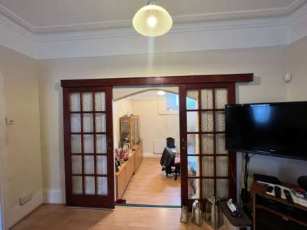 Church Street, Edmonton, N9, Image 12