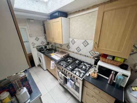 Church Street, Edmonton, N9, Image 5