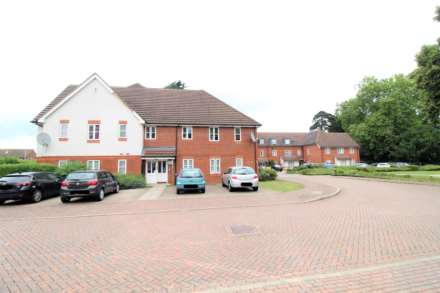 Reid Close, Hayes, Middlesex, Image 2