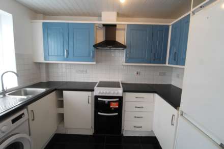 Reid Close, Hayes, Middlesex, Image 4