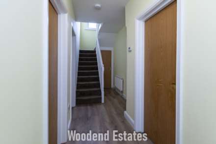 The Crescent, Slough, Image 15