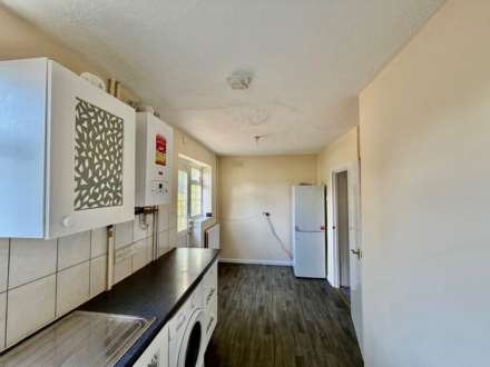 Westcott Crescent, London, Image 6