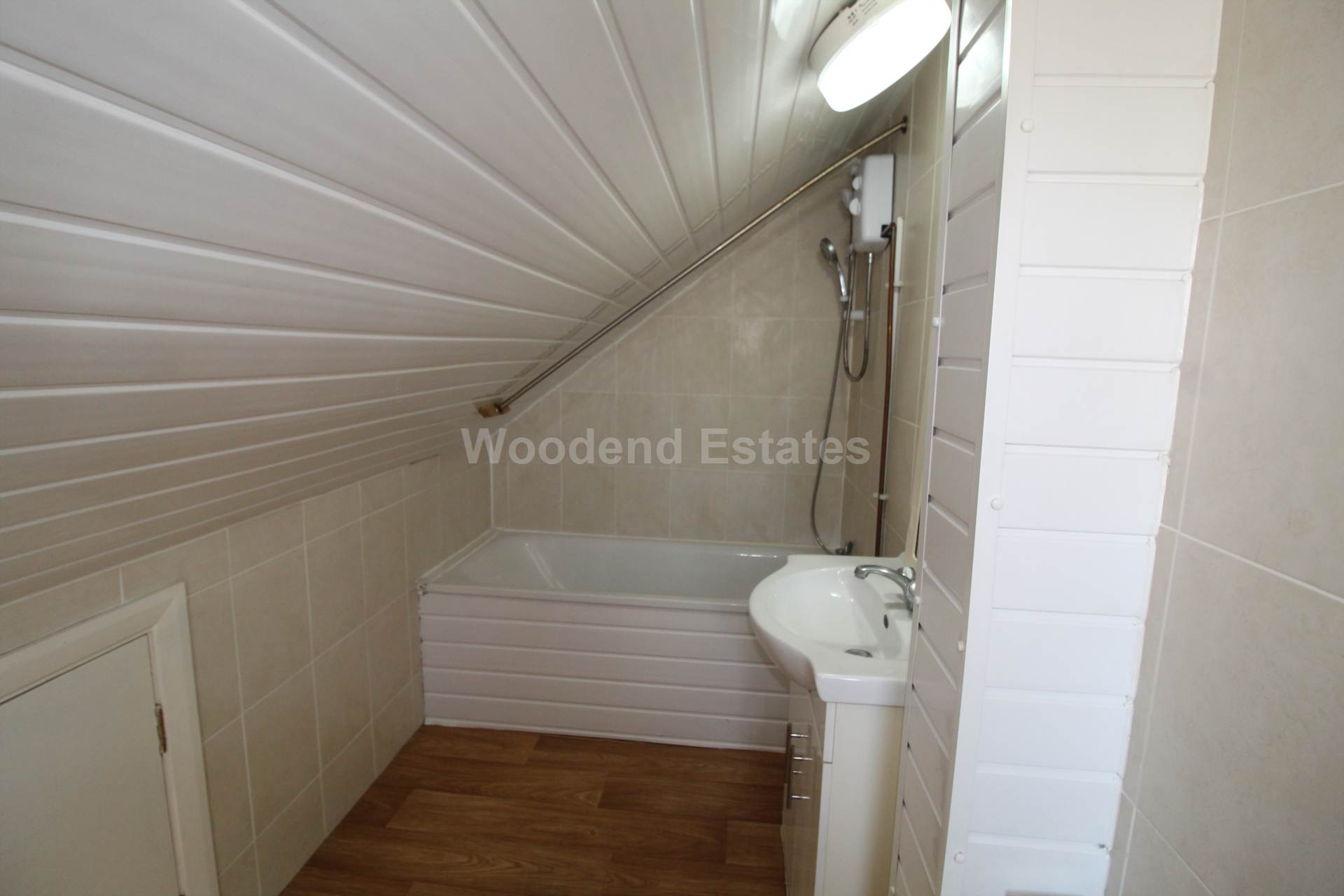 Great West Road, Hounslow, Image 4