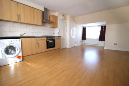 Uxbridge Road, Hayes, Image 1